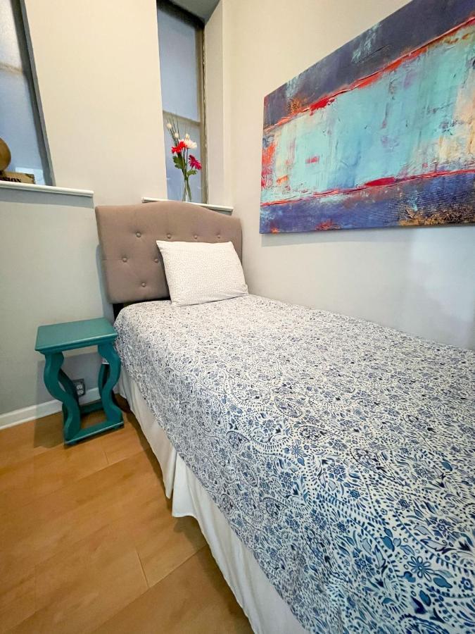 Wrigleyville Friends Unit - 5Bdrm Chicago Exterior foto